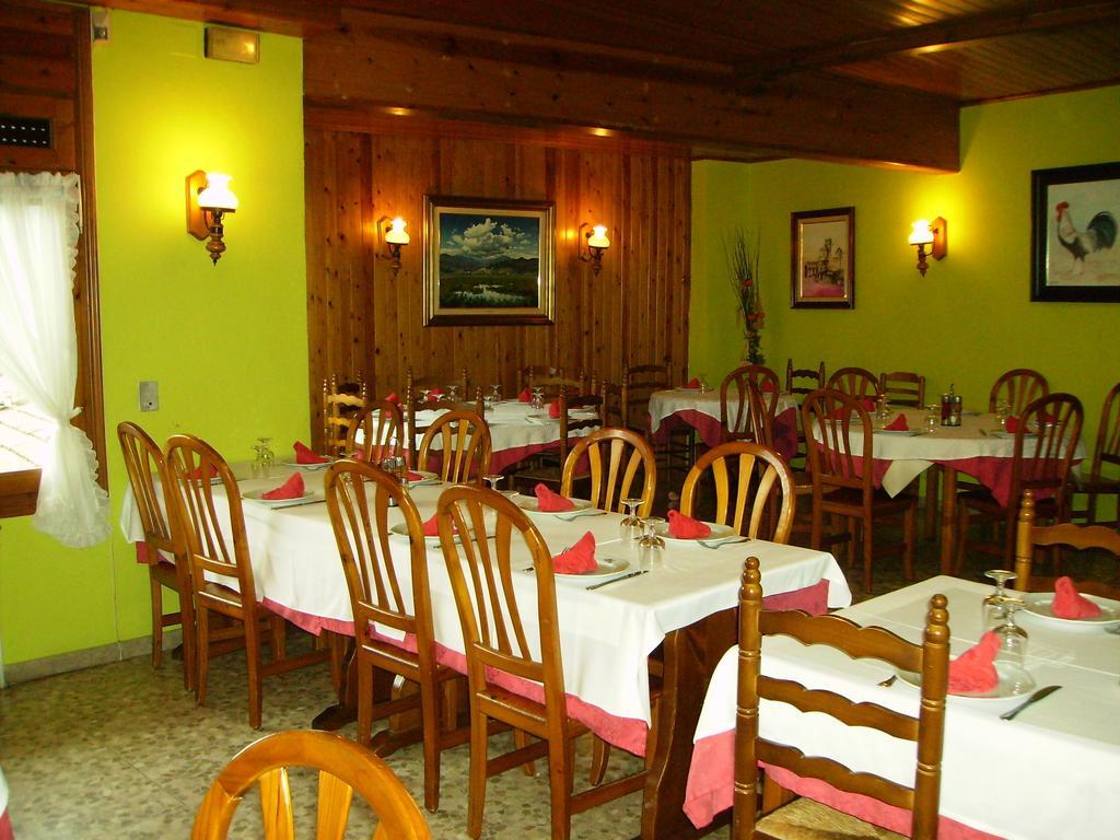Hostal L'Escon Llanars Exteriör bild